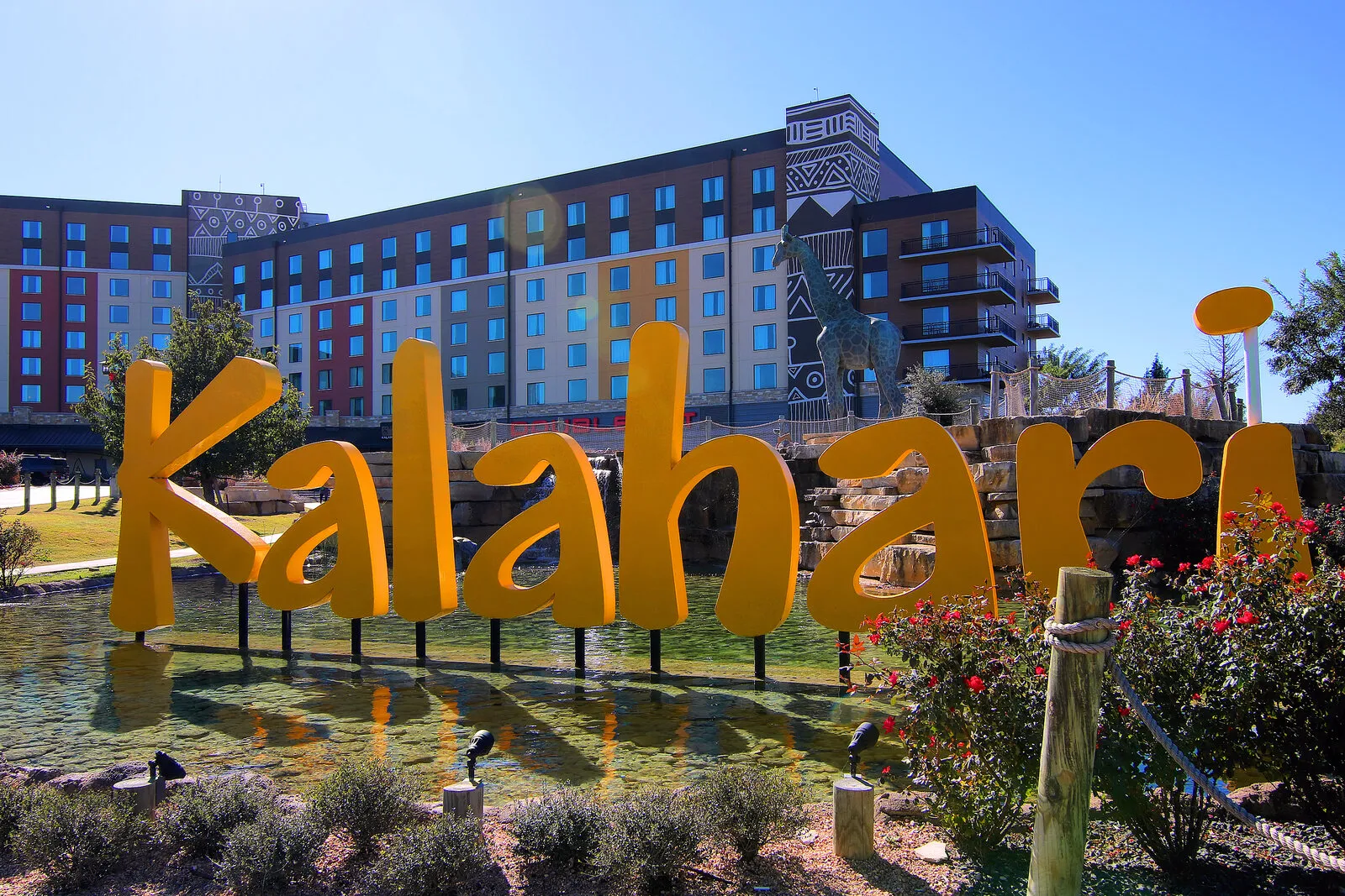 Kalahari Resort hotel and large yellow sign in Round Rock
