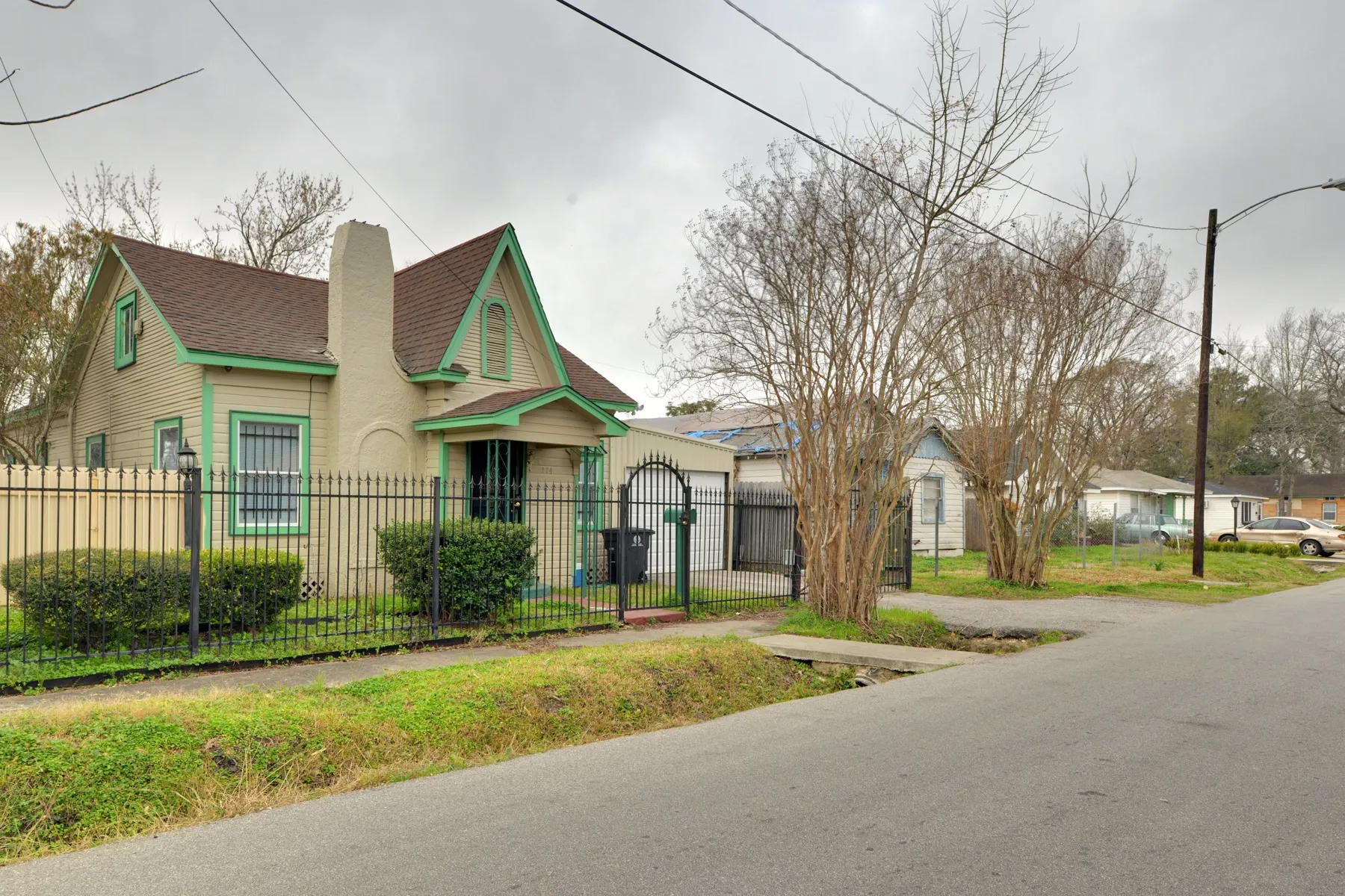 Historic bungalows in the Independence Heights district of Houston