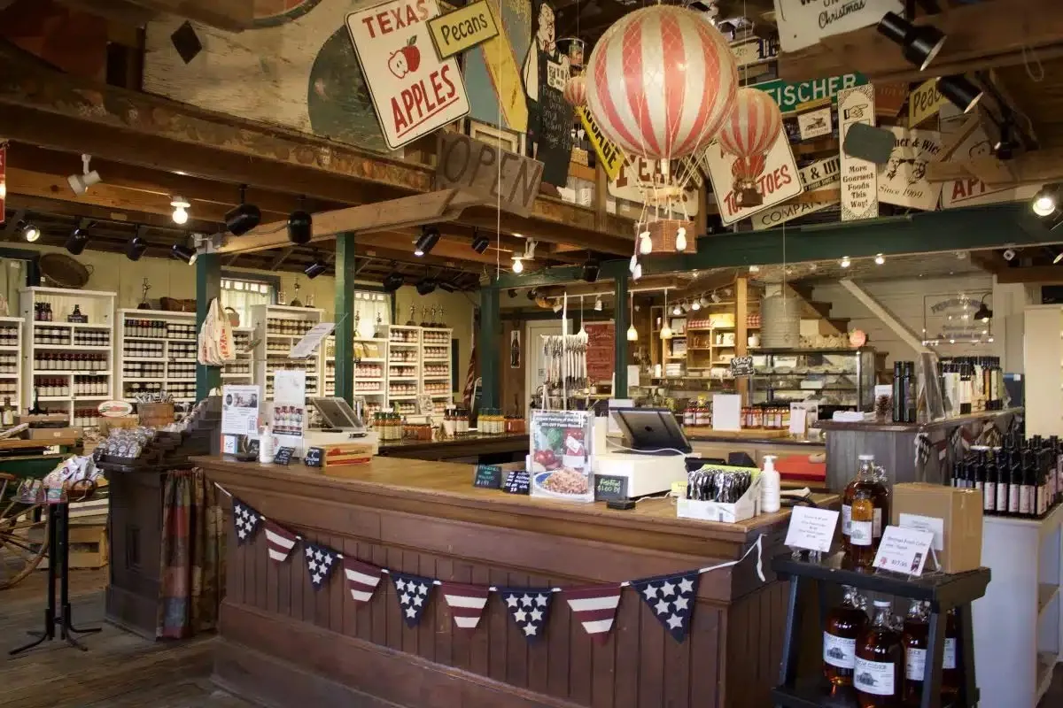 Jars and food displays inside Das Peach Haus in Fredericksburg